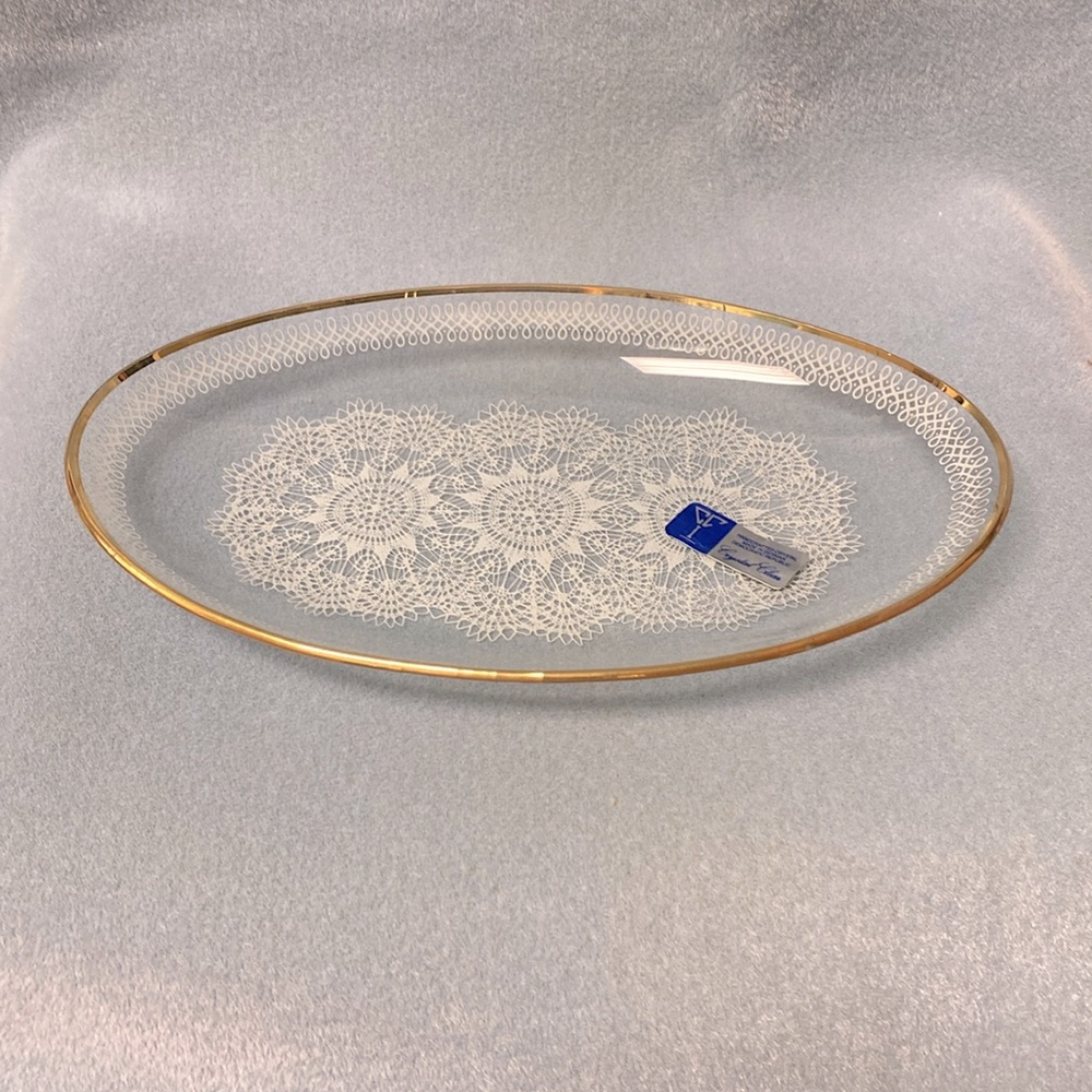 Crystal WHITE LACE CRYSTAL 9 INCH OVAL TRAY # 212116-GB BY CRYSTAL CLEAR STUDIOS